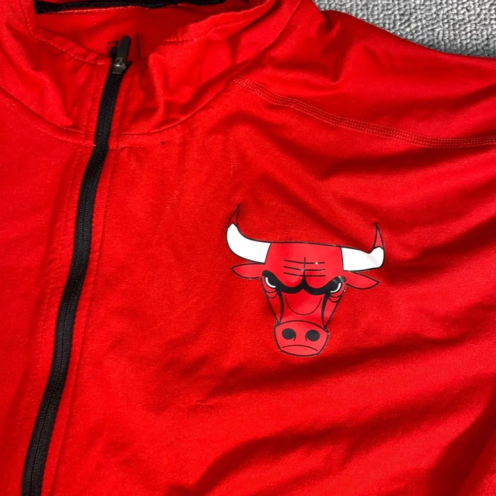 Nike Chicago Bulls Quarter Zip Mens XL Red NBA Dri Fit Long Sleeve Pullover Logo
